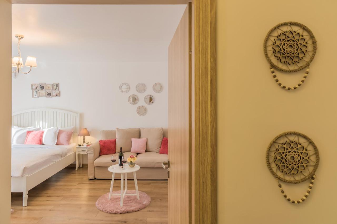 Studio T By Mrg Apartments Boekarest Buitenkant foto