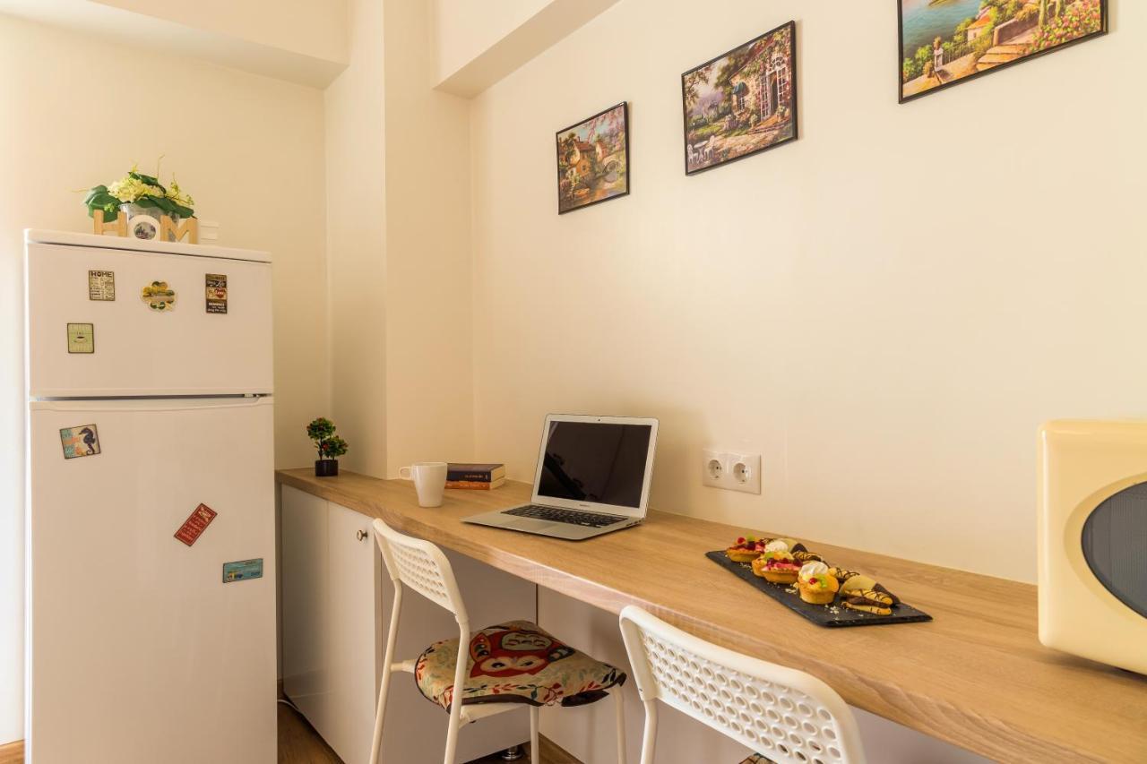 Studio T By Mrg Apartments Boekarest Buitenkant foto