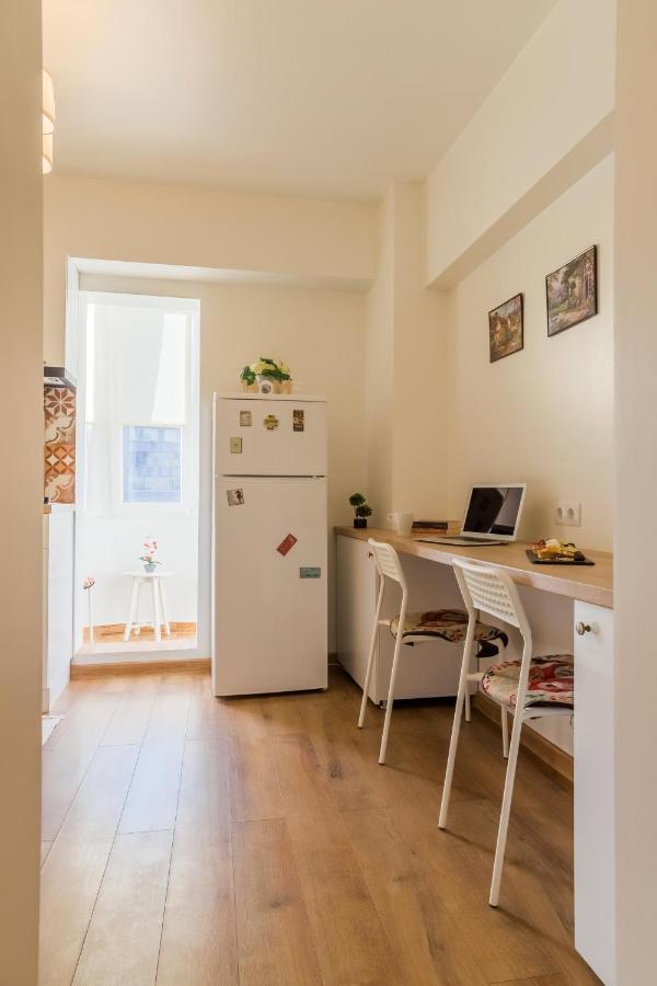 Studio T By Mrg Apartments Boekarest Buitenkant foto